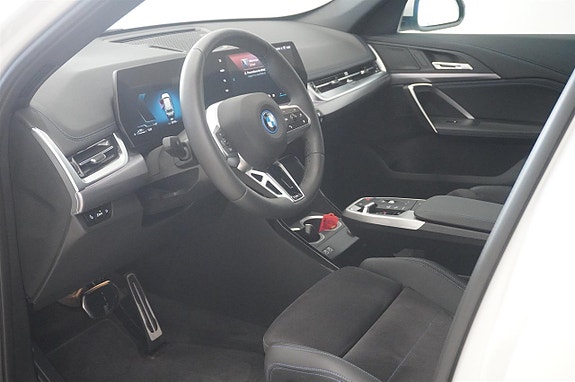BMW X1 2 of 14