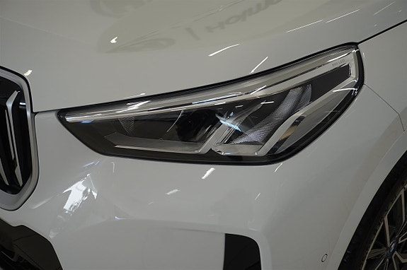 BMW X1 8 of 14