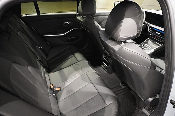 BMW 330e 8 of 18