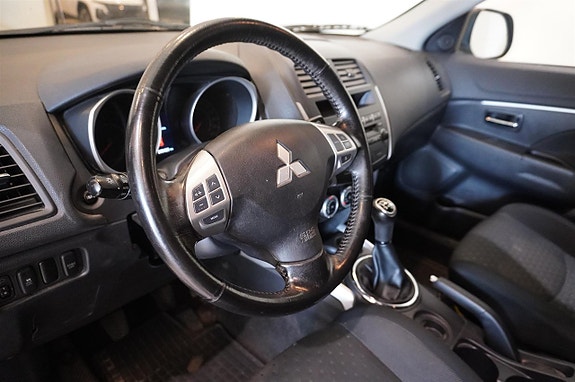 Mitsubishi ASX 16 of 30