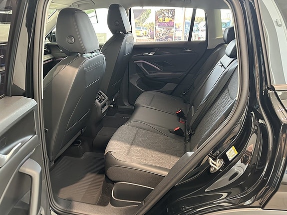 Volkswagen Tiguan 4 of 8