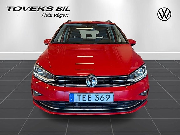 Volkswagen Golf Sportsvan 8 of 17