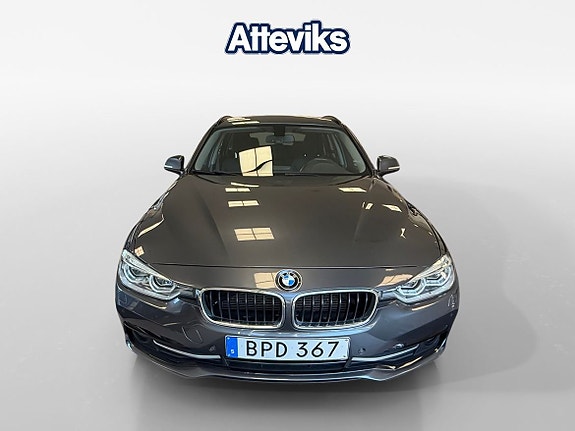 BMW 318d 8 of 15