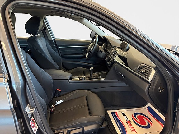 BMW 318d 15 of 15