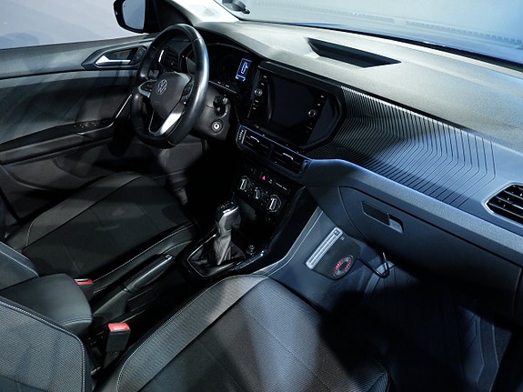 Volkswagen T-Cross 6 of 10