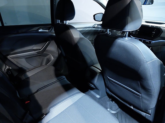 Volkswagen T-Cross 8 of 10