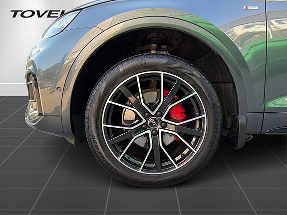 Audi Q5 9 of 25