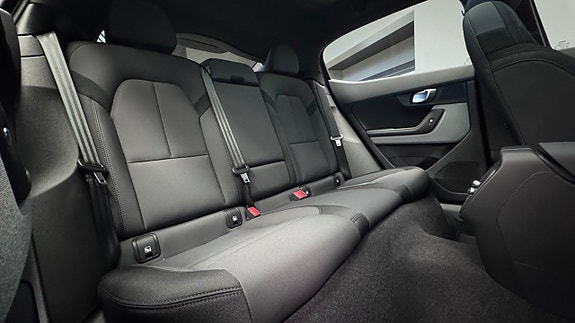 Polestar 2 13 of 23