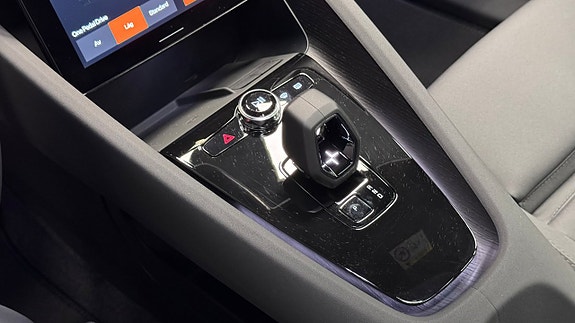 Polestar 2 10 of 23