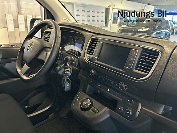 Opel Vivaro 8 of 10