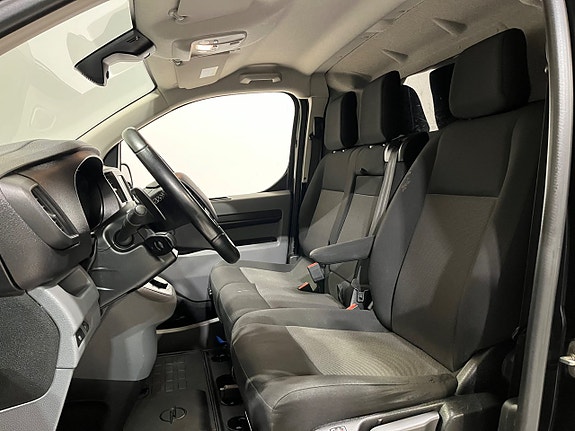 Opel Vivaro 10 of 20