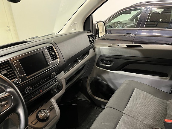Opel Vivaro 15 of 20