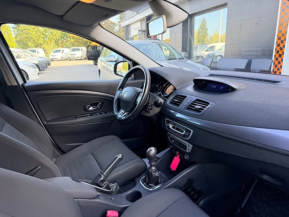 Renault Megane 13 of 14