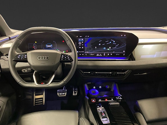 Audi SQ6 e-tron 15 of 23