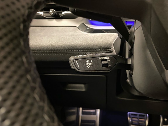 Audi SQ6 e-tron 21 of 23