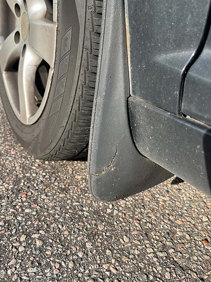Toyota Avensis 3 of 10