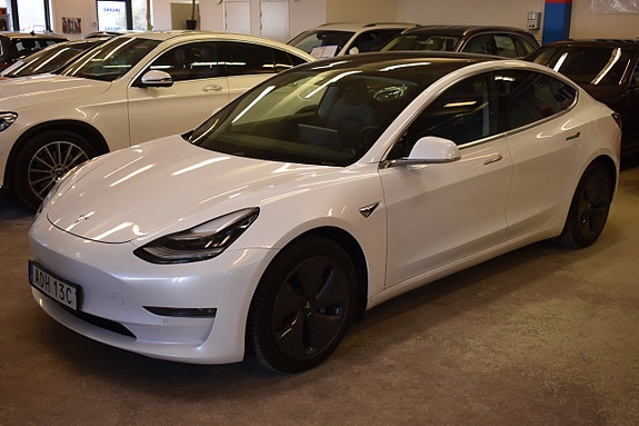 Tesla Model 3 5 of 23