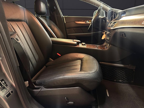 Mercedes-Benz CLS250 17 of 29