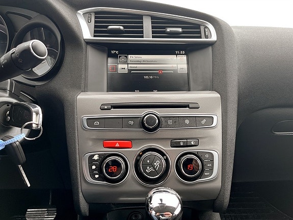 Citroen C4 9 of 15