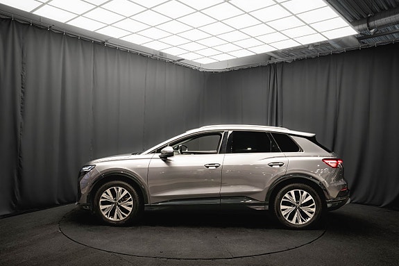 Audi Q4 e-tron 10 of 21