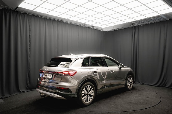 Audi Q4 e-tron 7 of 21