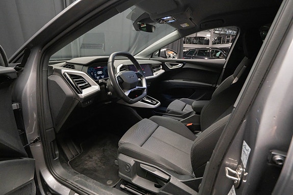 Audi Q4 e-tron 16 of 21