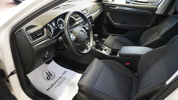 Skoda Superb 7 of 24