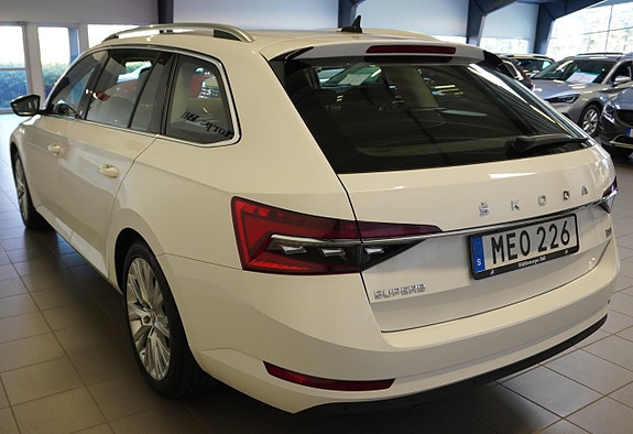 Skoda Superb 3 of 24