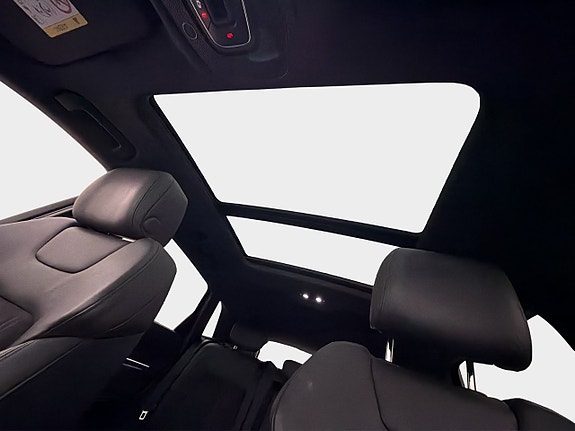 Audi e-tron 18 of 30