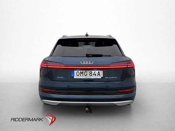 Audi e-tron 8 of 30