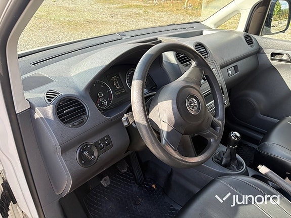 Volkswagen Caddy Maxi 14 of 18