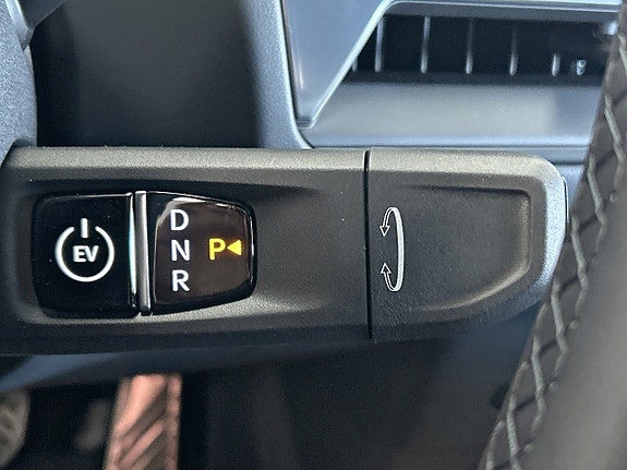 Kia EV9 11 of 16