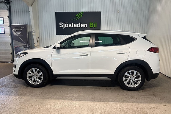 Hyundai Tucson 2 of 21