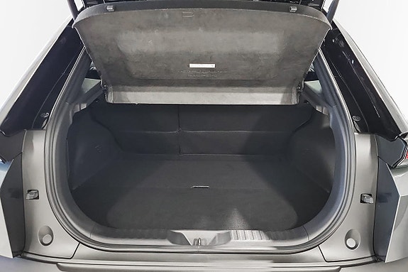 Toyota C-HR+ 13 of 14