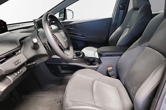 Toyota C-HR+ 6 of 14