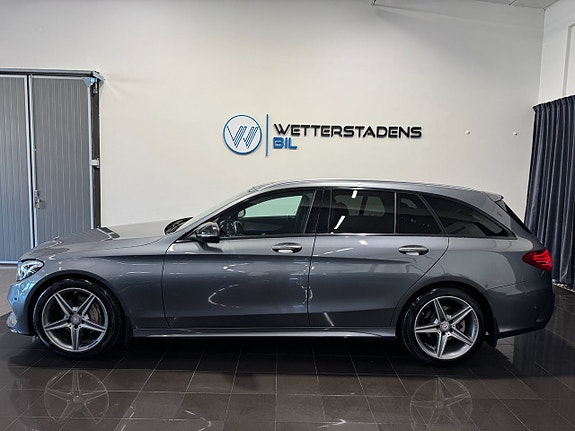 Mercedes-Benz C220 d 2 of 24