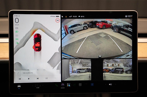 Tesla Model Y 13 of 22