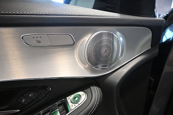 Mercedes-Benz GLC220 d 17 of 27
