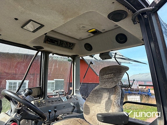 Traktor Valtra 8950-4 18 of 30