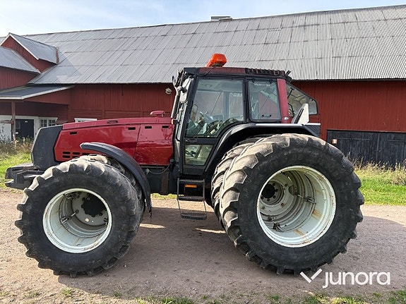 Traktor Valtra 8950-4 2 of 30