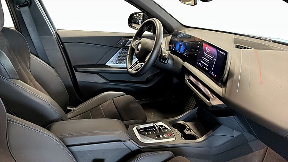 BMW 120 3 of 9