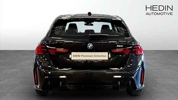 BMW 120 7 of 9