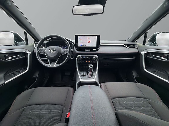 Toyota RAV4 10 of 23