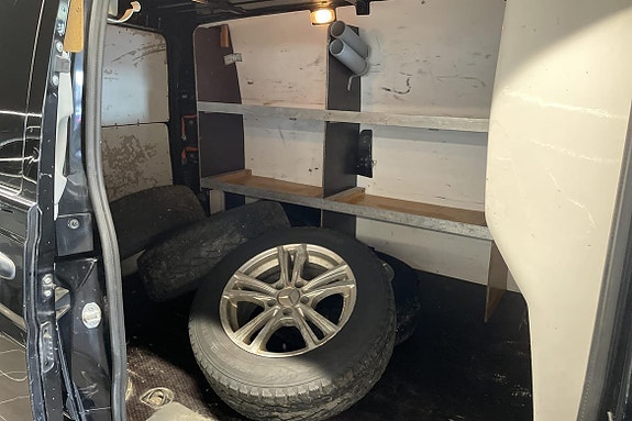 Mercedes-Benz Vito 110 14 of 17