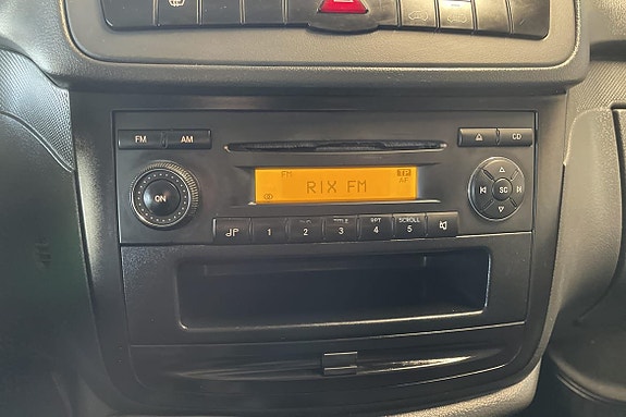 Mercedes-Benz Vito 110 12 of 17