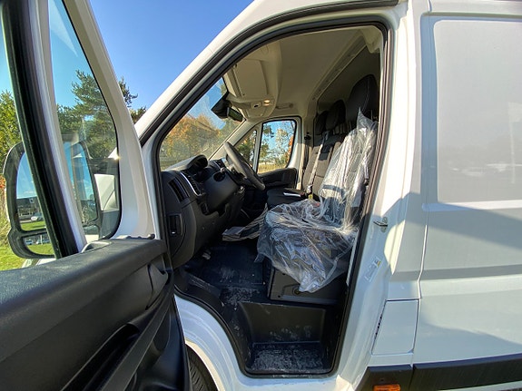 Opel Movano 24 of 30