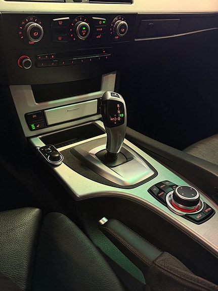 BMW 525 16 of 20