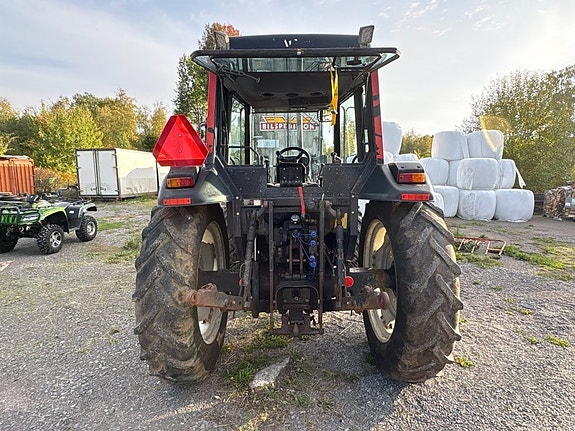 Traktor med lastare VALMET 900 4 of 6