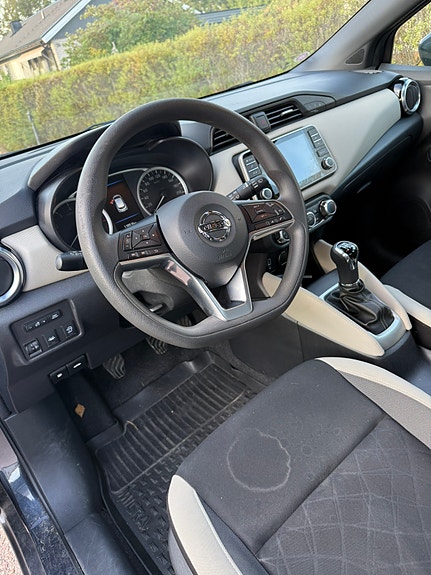 Nissan Micra 3 of 4