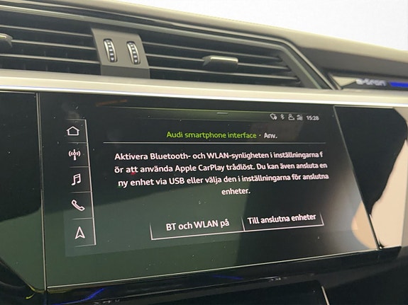 Audi e-tron 23 of 30